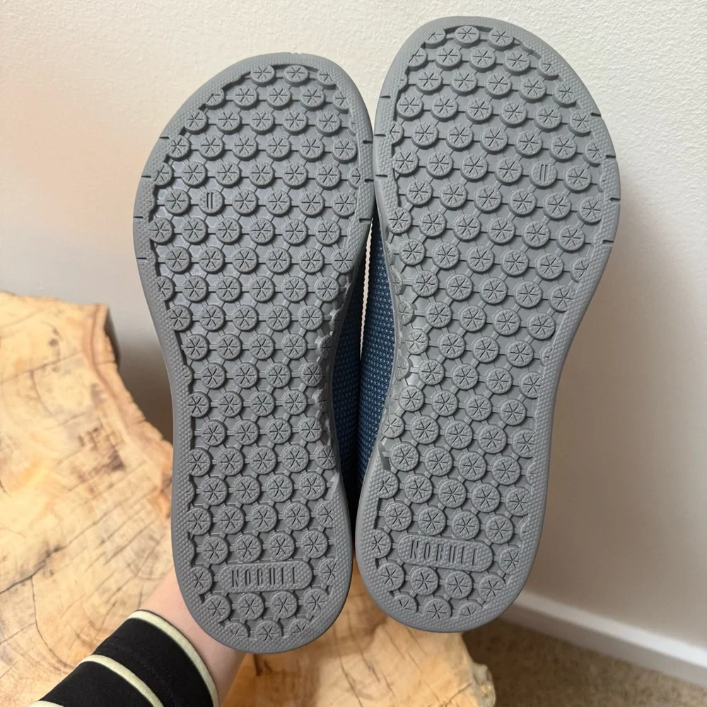 NOBULL Navy Sneakers - Picture 5 of 9